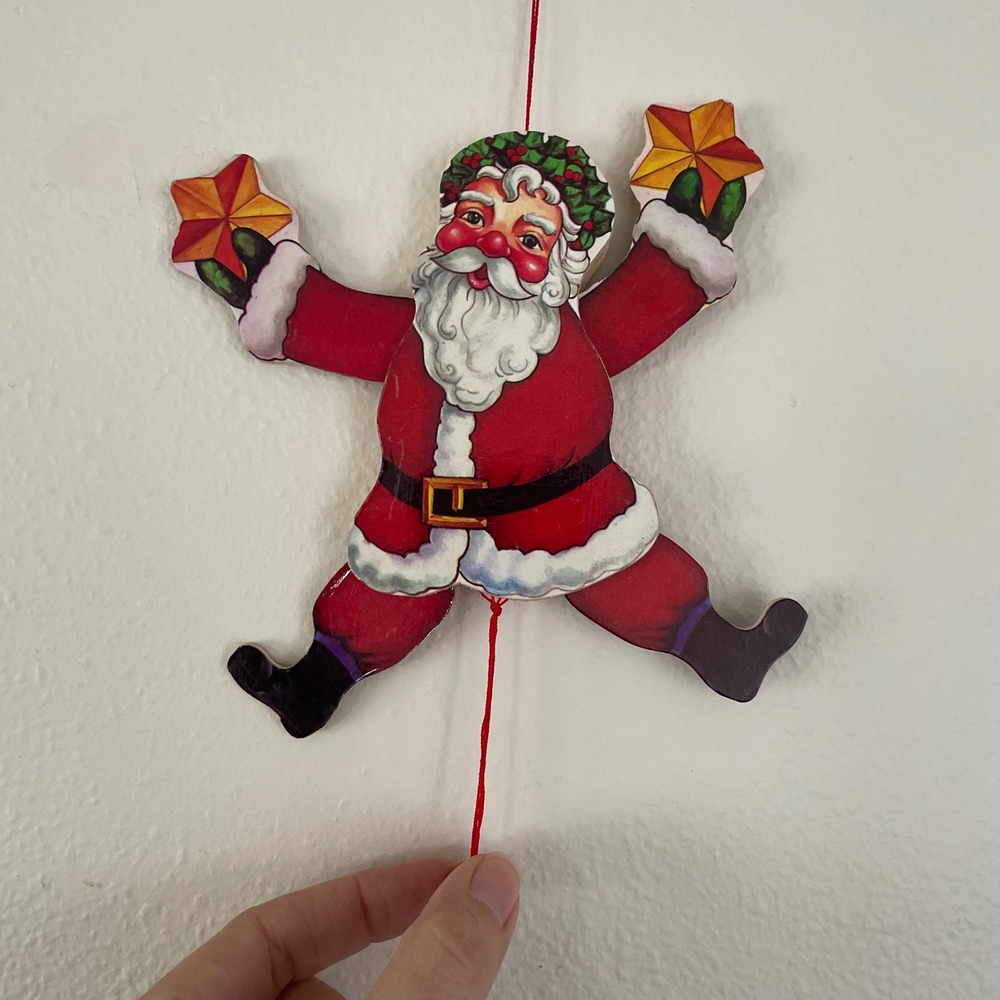 Vtg Pull Cord‎ Santa Claus Christmas Ornament Wooden Door Hanger Wall Art Decor